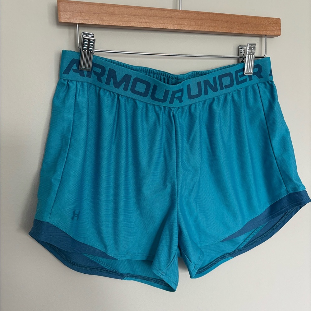 Under Armour Performance Shorts - Medium